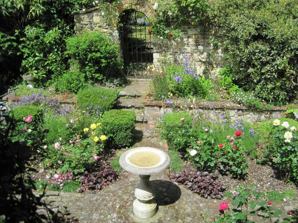Tilford Mill Cottage Farnham  Buitenkant foto