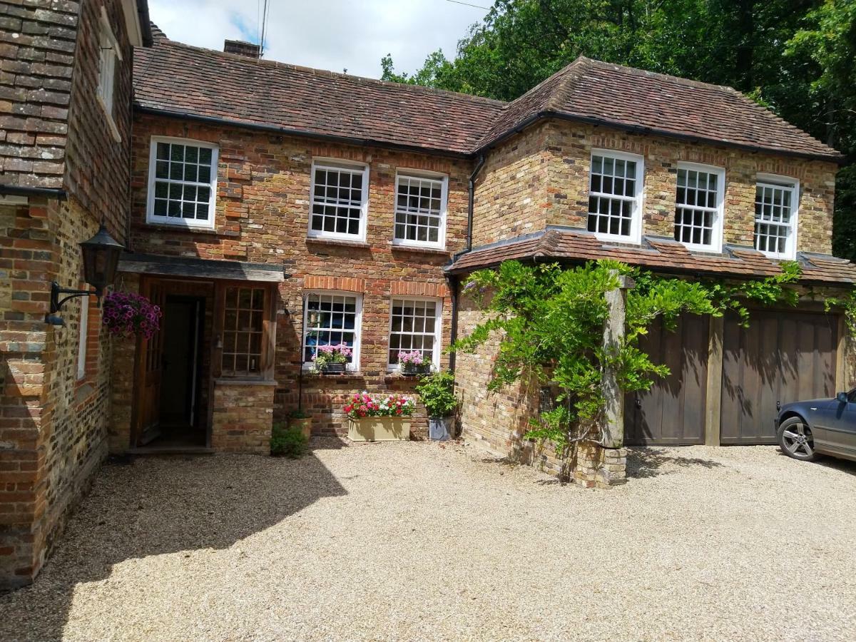 Tilford Mill Cottage Farnham  Buitenkant foto